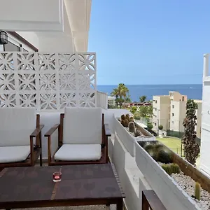 Concanas, Los Gigantes Appartement